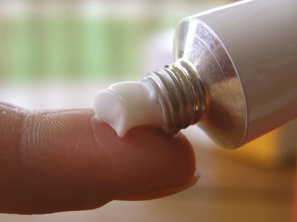 pomada para el tratamiento de hongos en las uñas